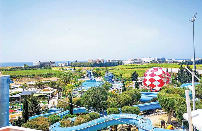 //www.jet2holidays.com/-/media/assets/product images - custom overview groups/pfo/aphrodite wp/pfo79849pandreamhotelapartmentsaphroditewaterpark061906.jpg